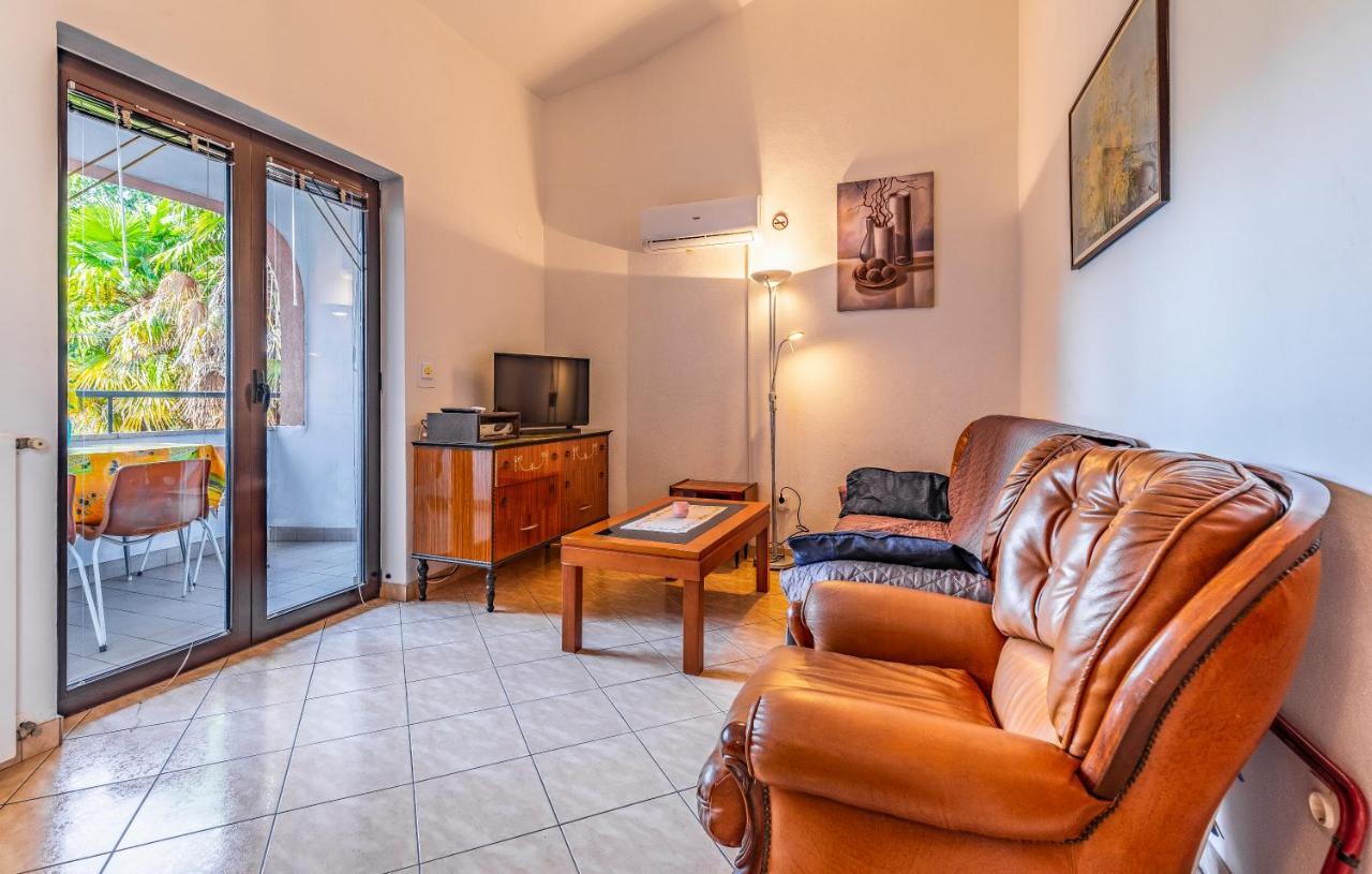 House Mocibob Apartment Tar-Vabriga ภายนอก รูปภาพ